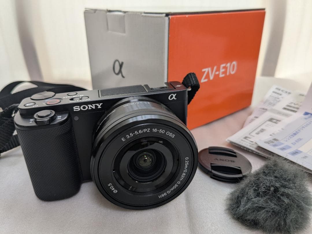 【美品】 VLOGCAM ZV-E10 パワーズームレンズキット ブラック