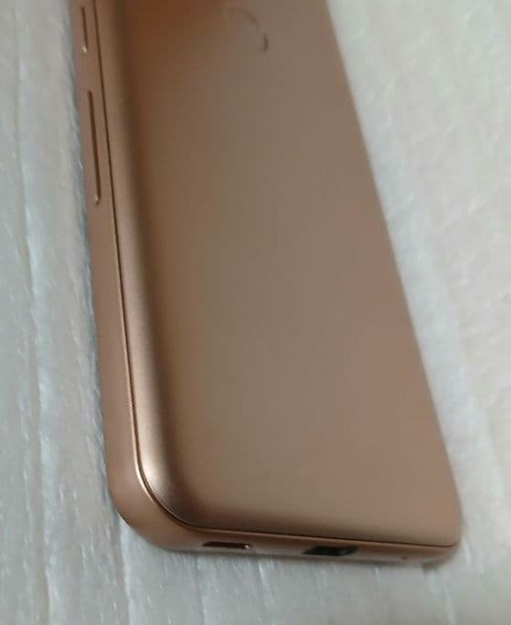 【美品 SIMフリー】arrows We