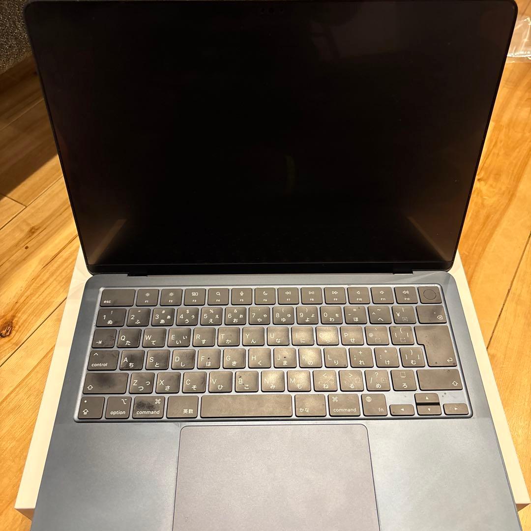 Apple MacBook air M3 13インチ