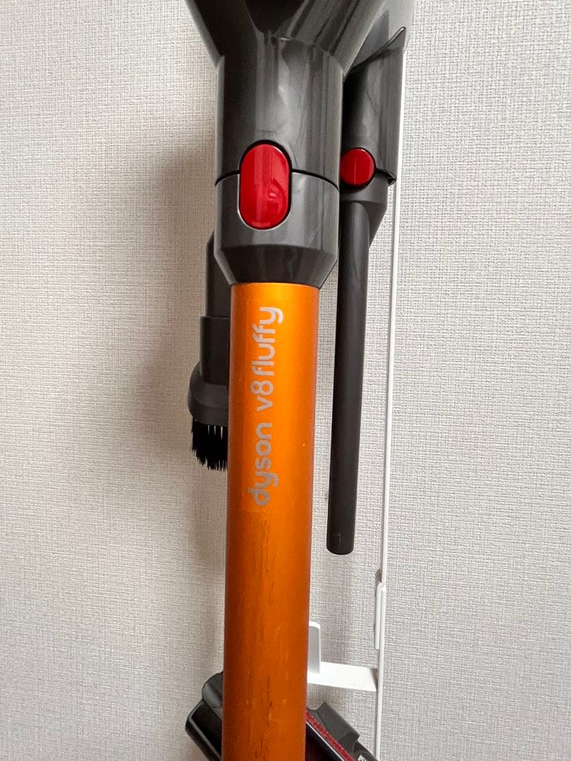 Dyson V8 スティッククリーナー 本体