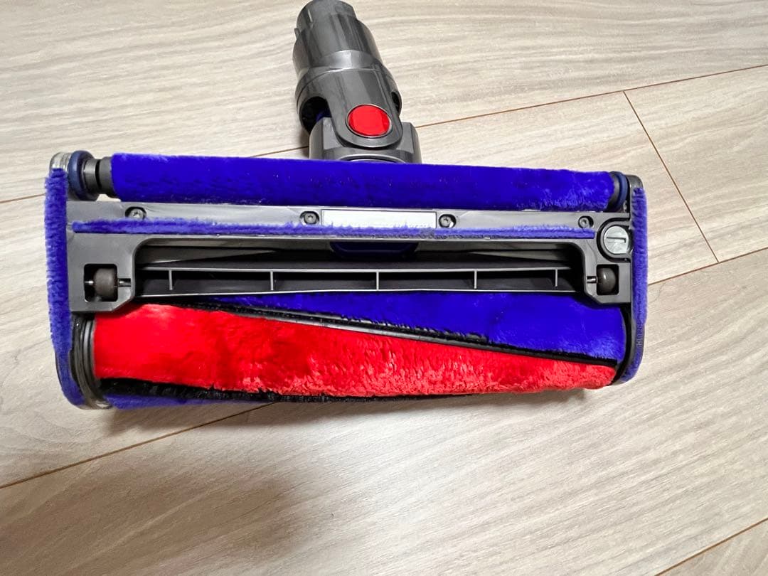 Dyson V8 スティッククリーナー 本体