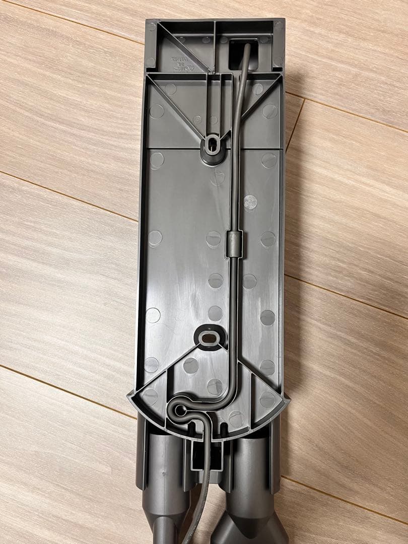 Dyson V8 スティッククリーナー 本体