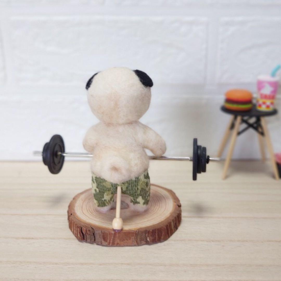オーダー受付中❤️羊毛フェルト　筋トレパグちゃん②
