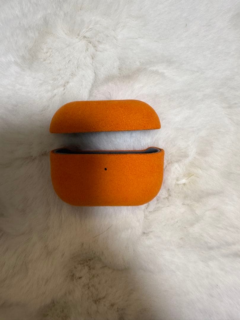 ノ*パ様 AirPods Pro第2世代 ほぼ未使用 本体 イヤーチップ付き タ