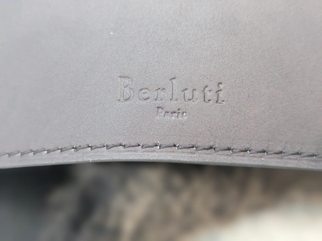Berluti ベルルッティ レザー メンテナンスクリーム ポーチセット 無色