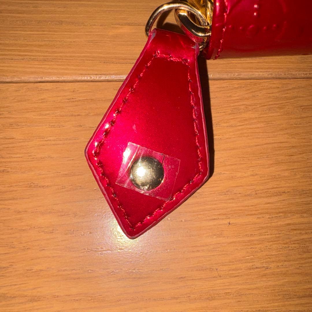 【ショッパー付】Vivienne Westwood 長財布 マット 赤