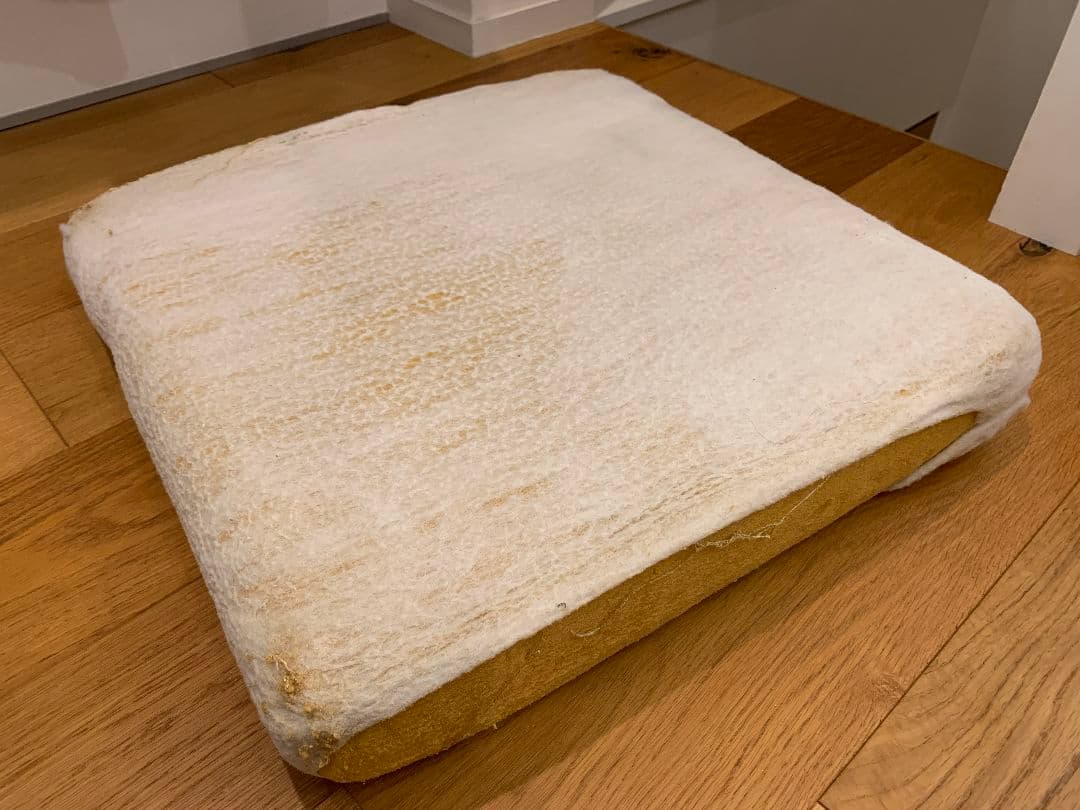 70年代【カリモク】チェック柄クッションのみ