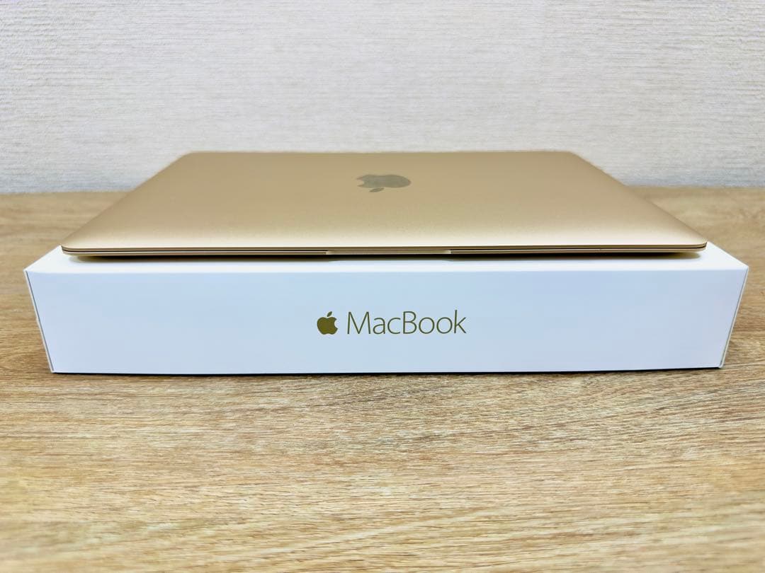 美品Apple MacBook 512GB【MacOS2021年／新品バッテリー