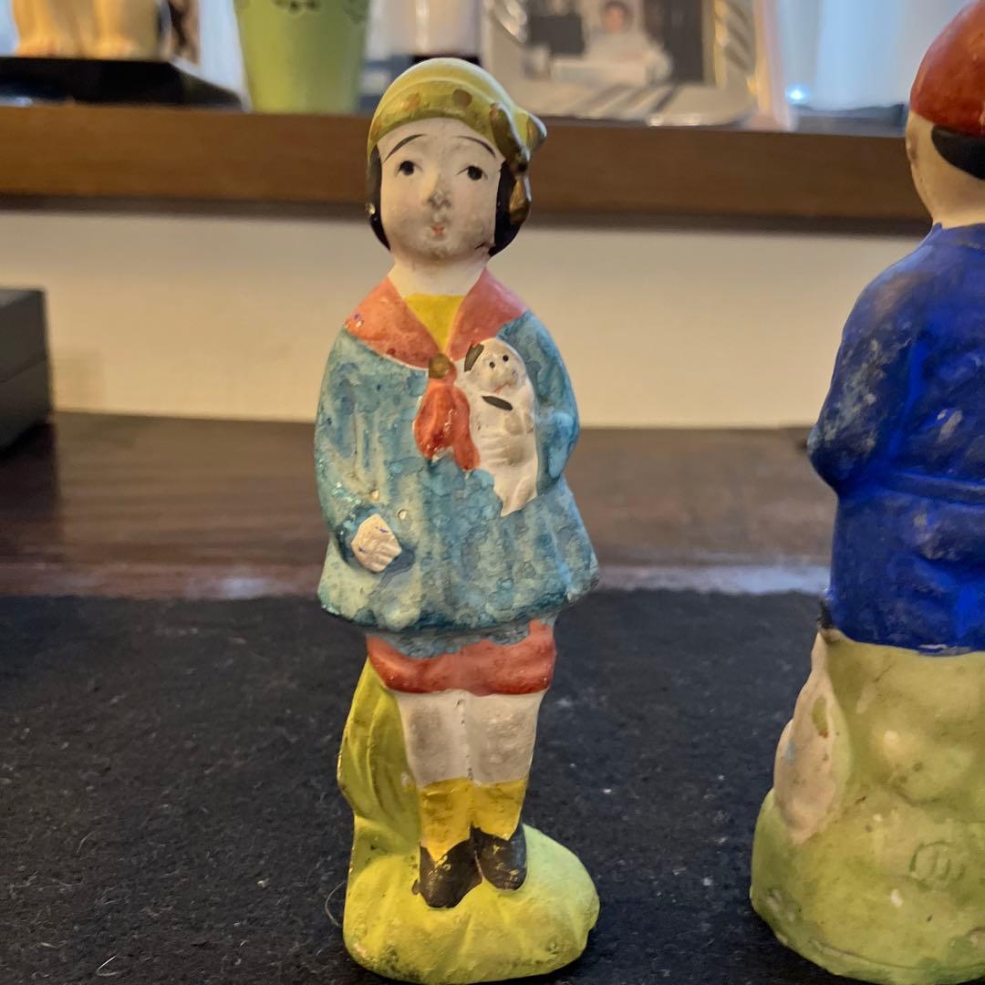 お値引き　ビンテージ 陶器製 子供と動物のフィギュア