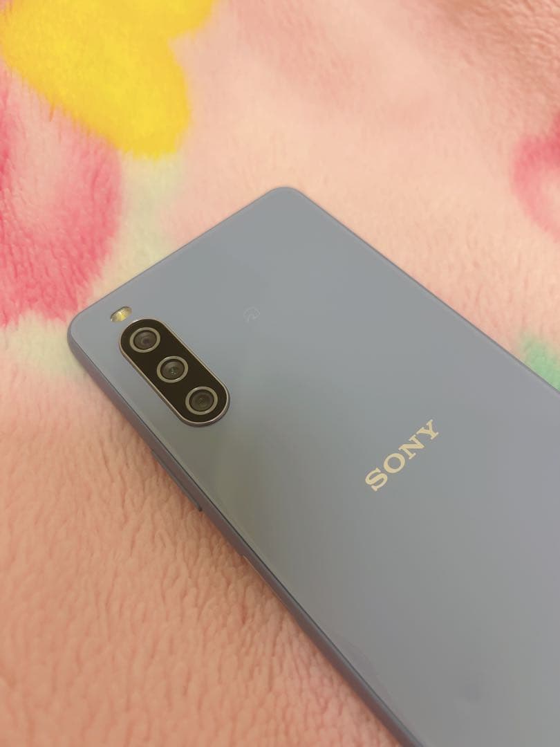 Xperia 10 IIISOG04 au SIMフリー128GBブルー動作良好