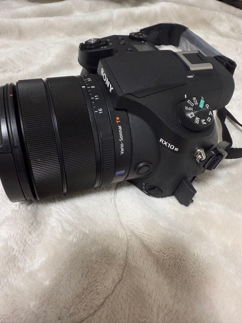 ソニー サイバーショットDSC-RX10M3