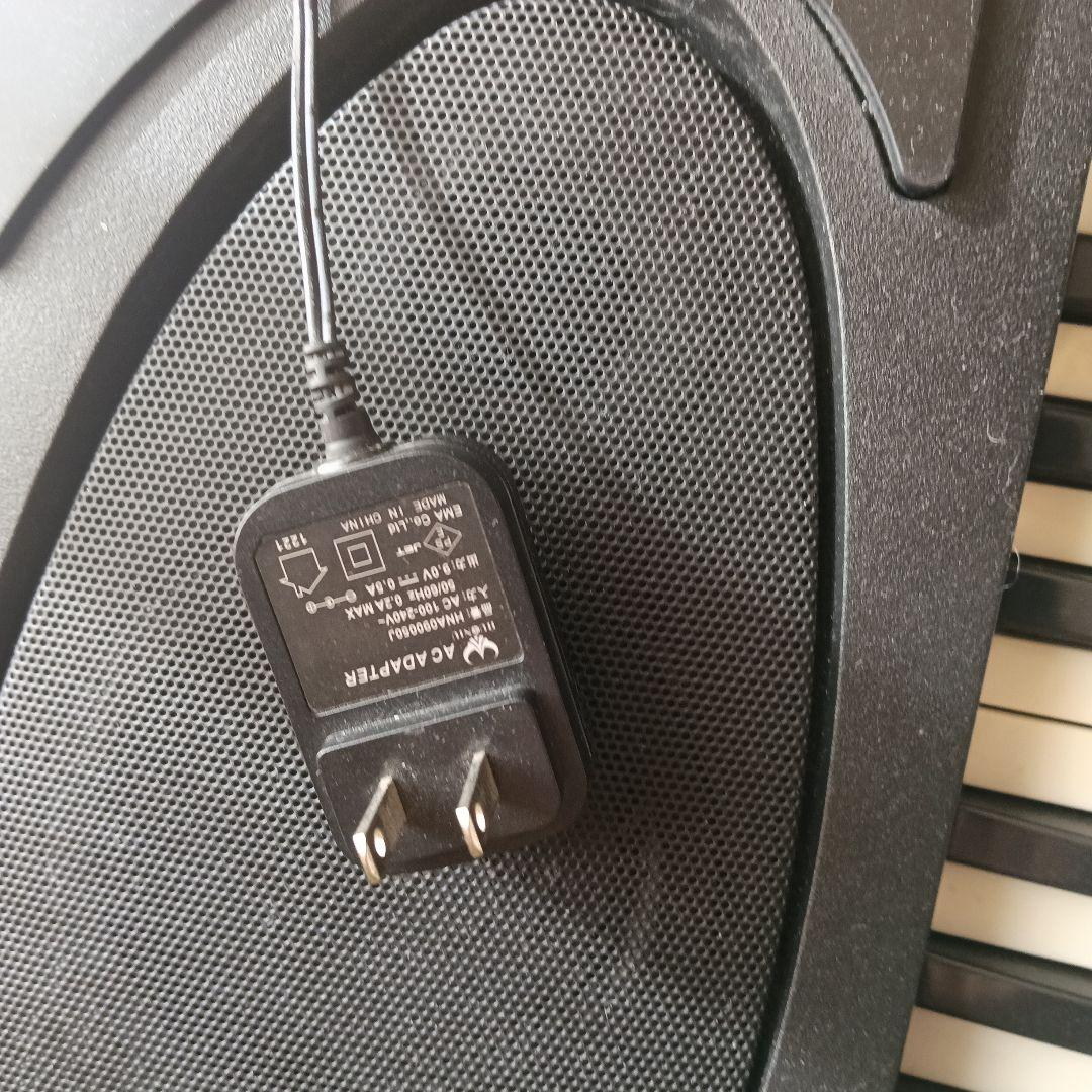 電子キーボード 内蔵スピーカー