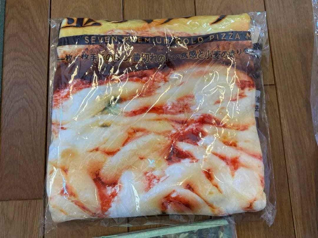 セブンイレブン　ハッピーくじ　特賞　BIGぬいぐるみ　からあげ棒　他７点