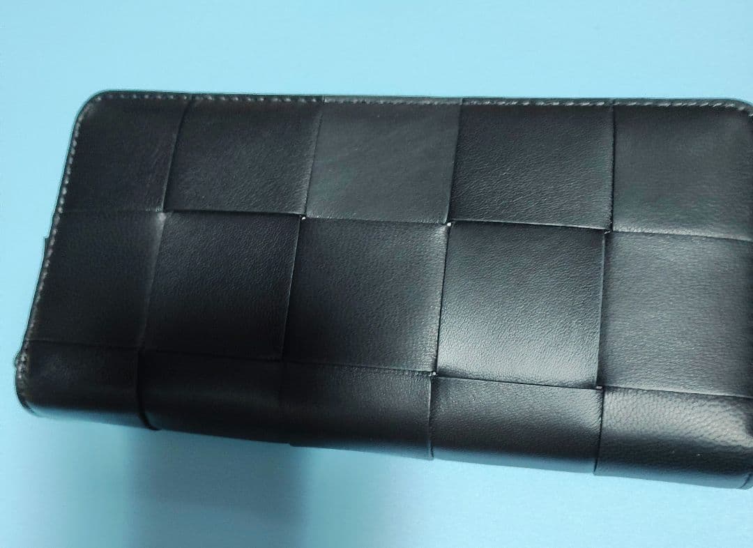 イントレチャート　長財布