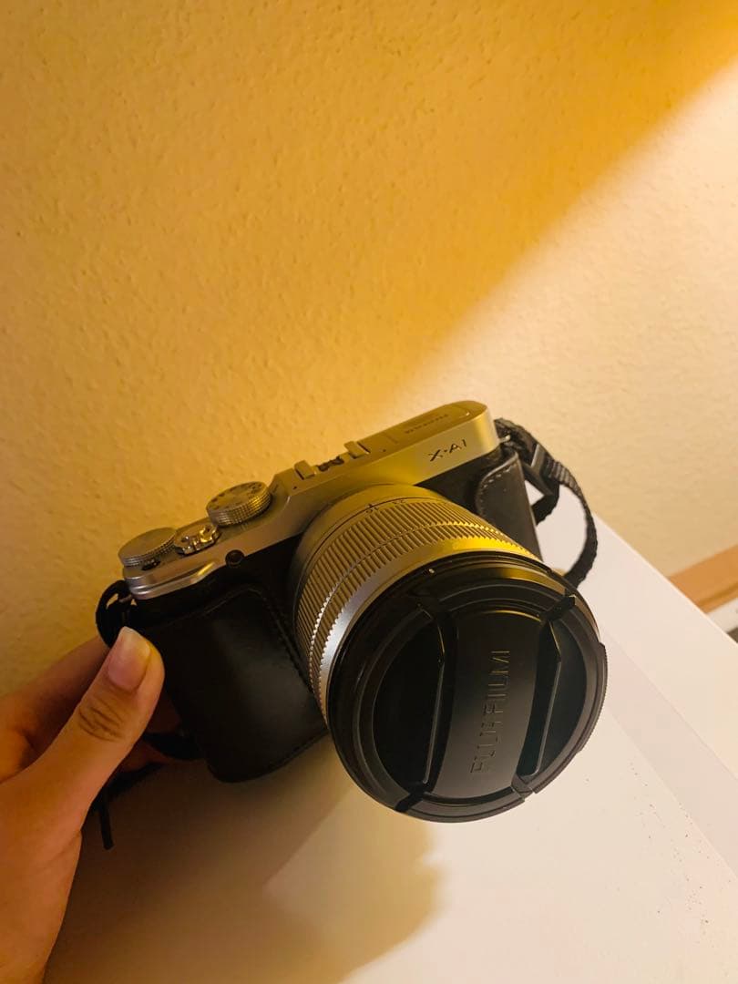 FUJIFILM X-A1 ミラーレス一眼 レンズ2本付き