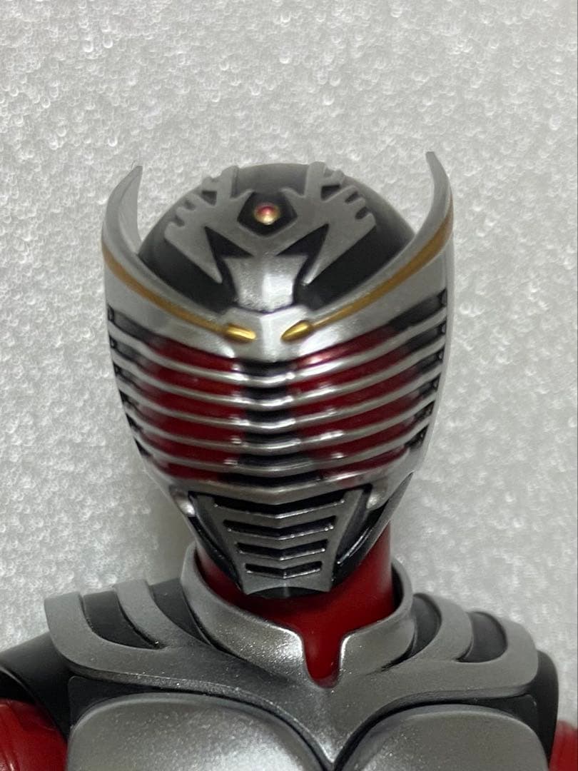 S.H.フィギュアーツ 真骨彫 仮面ライダー龍騎 スリーブ付