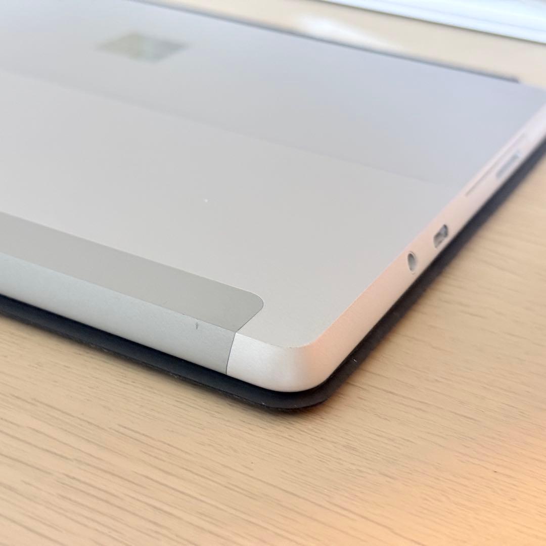 美品 Surface Go2 4GB/64GB Windows11 充電器付き