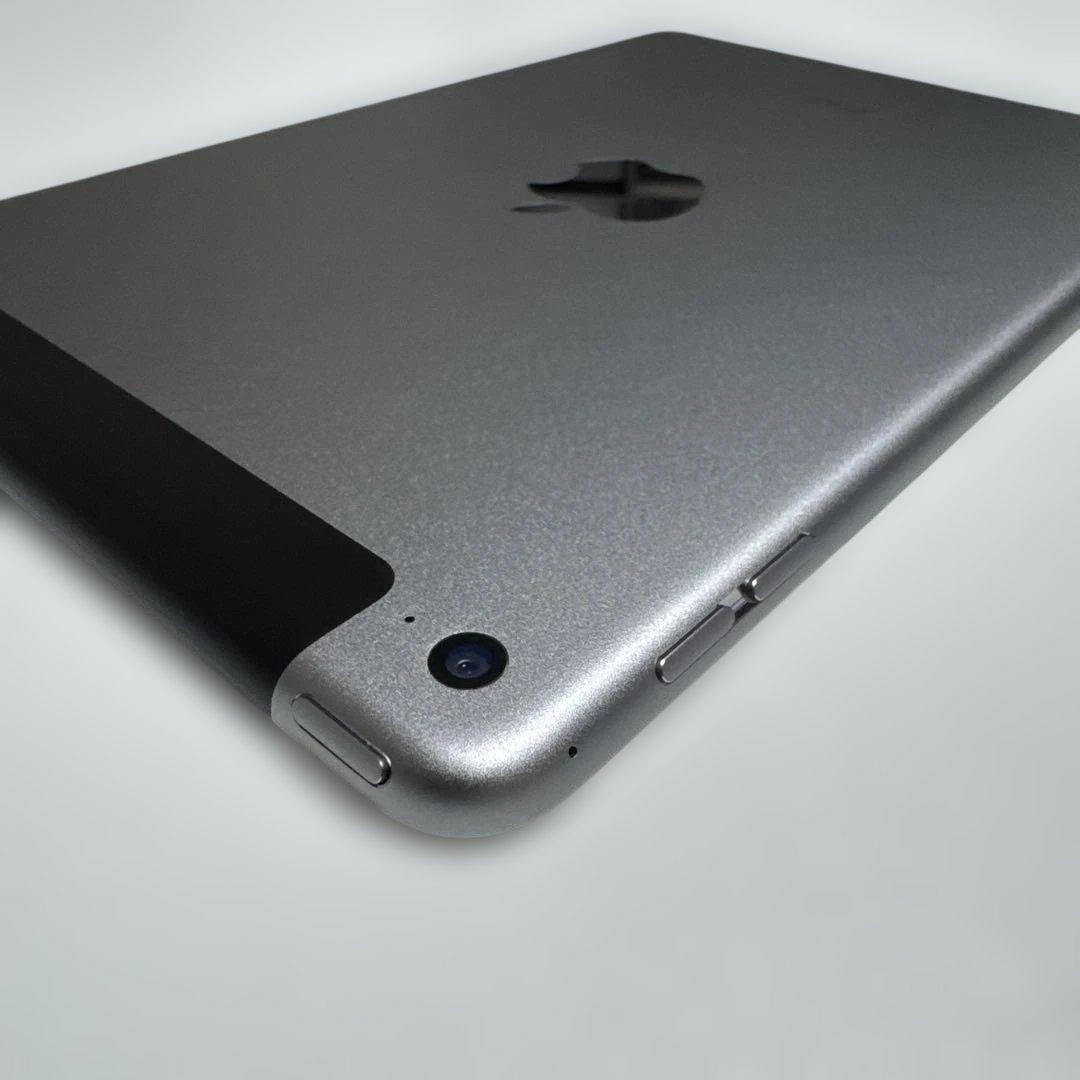 iPad mini 4 セルラーモデル128GBスペースグレイバッテリー100%
