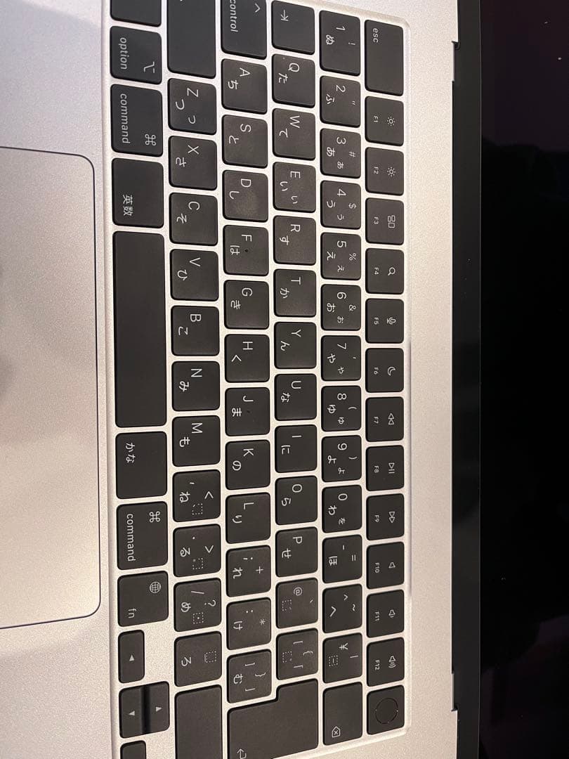 [美品] MacBook Air 15インチ M3チップ シルバー 512GB