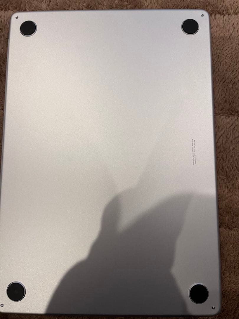 [美品] MacBook Air 15インチ M3チップ シルバー 512GB