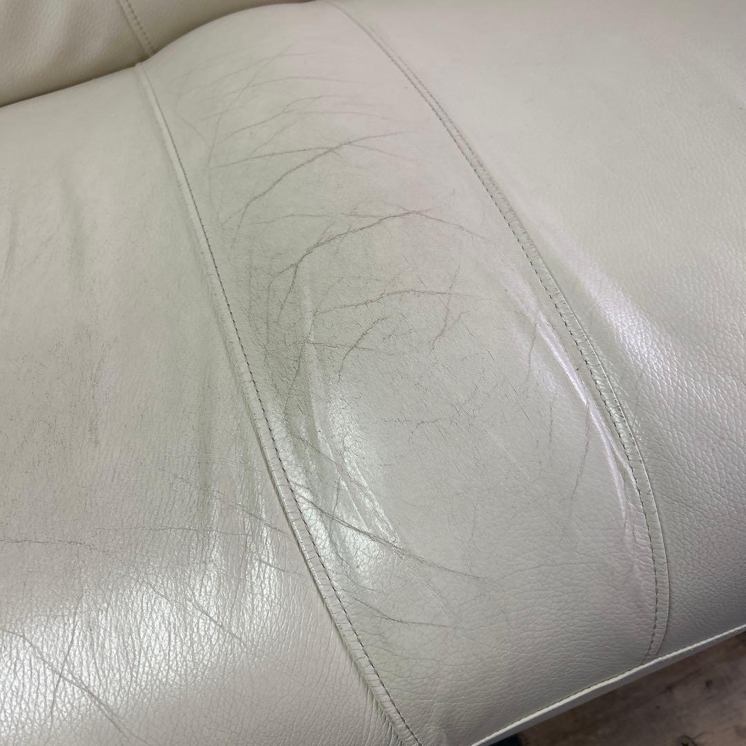 本革　3人掛けソファ　ベージュ　ヴィンテージ　アンティーク　年代物