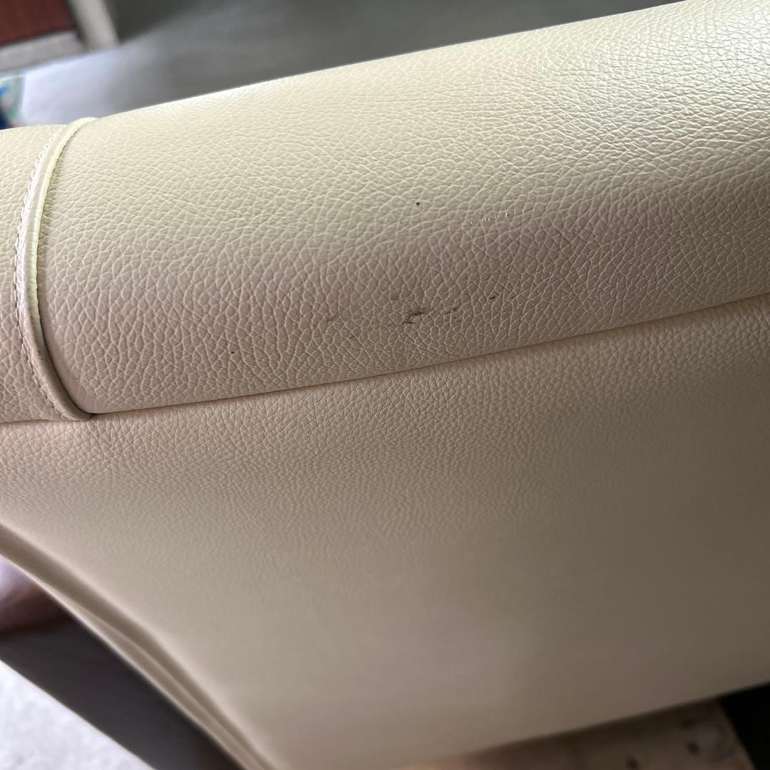 本革　3人掛けソファ　ベージュ　ヴィンテージ　アンティーク　年代物