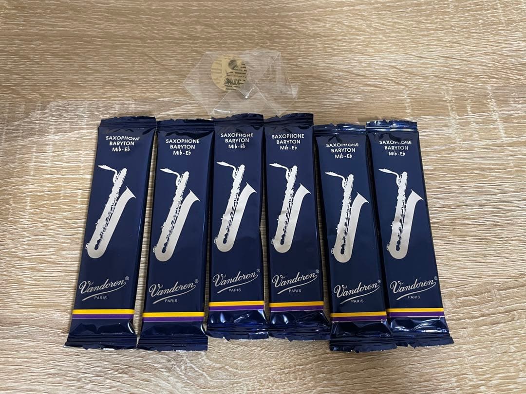 バンドレン　バリトンサックスリード 3 3.1/2 4 各2枚セット　シール付き