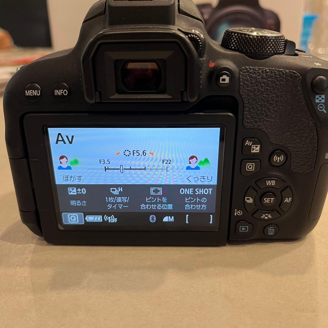 キャノン EOS Kiss X9i EF-S 18-135 USM Kit