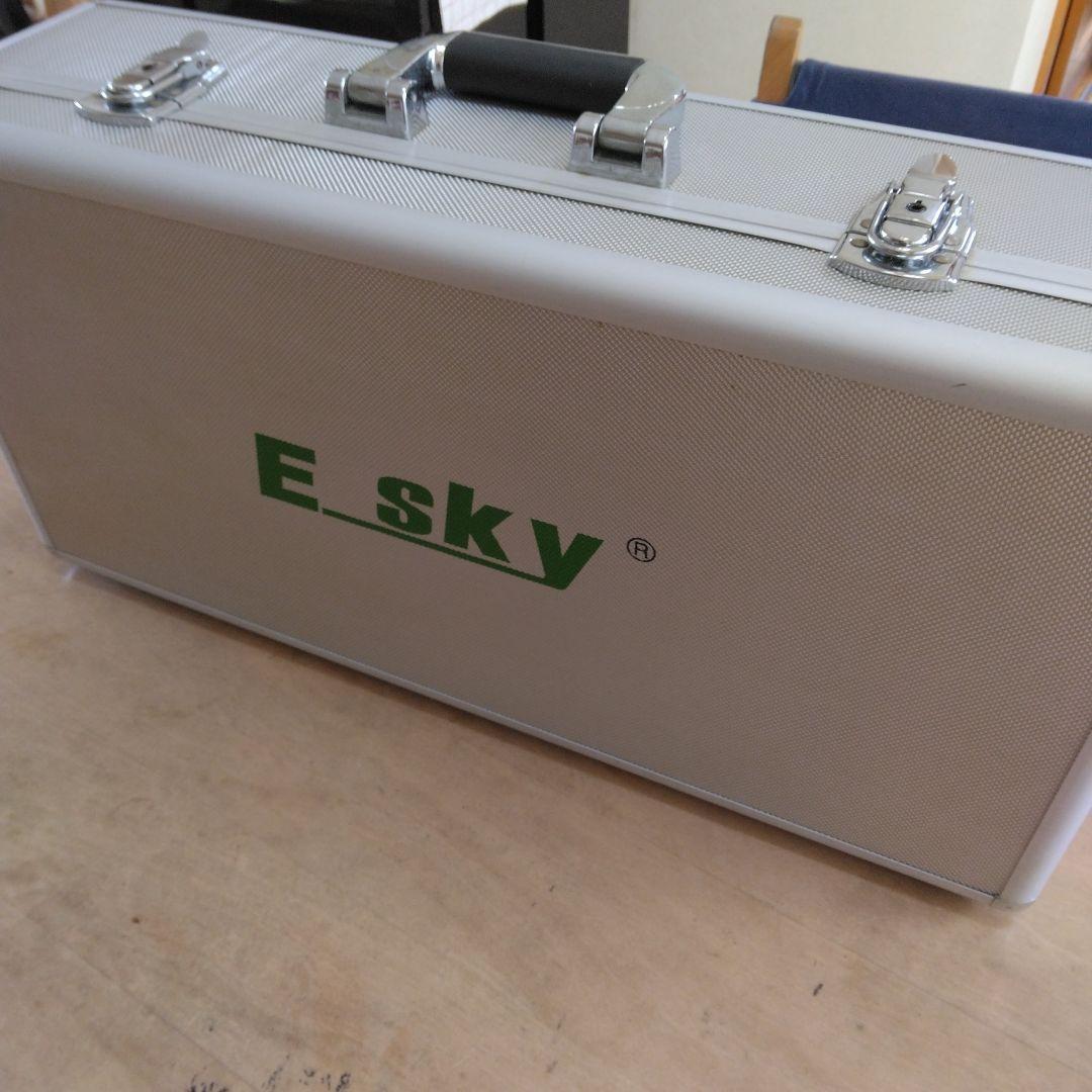 E-KY ラジコンヘリコプター ホワイト/ケース付き