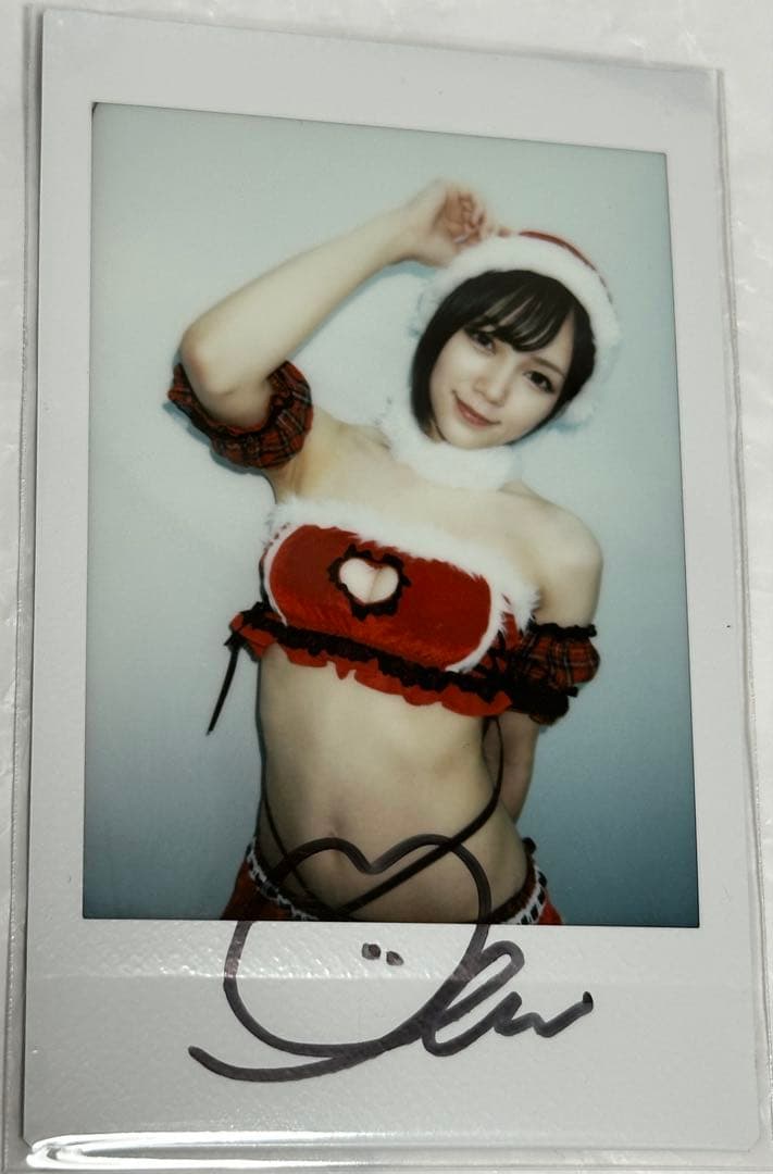 涼森れむ　直筆サイン入りチェキ　チェキ　サンタ　コスプレ　ポーズ