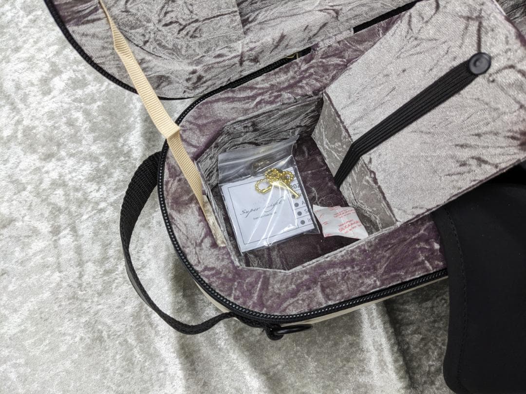 バイオリンケース　スーパーライト　エレガンスツートーン　ベージュ