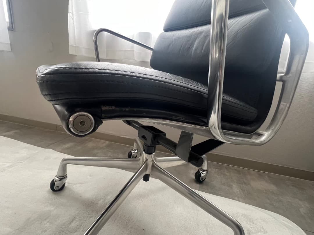 【正規ビンテージ】ハーマンミラー イームズソフトパッドチェア ハイバック 黒総革