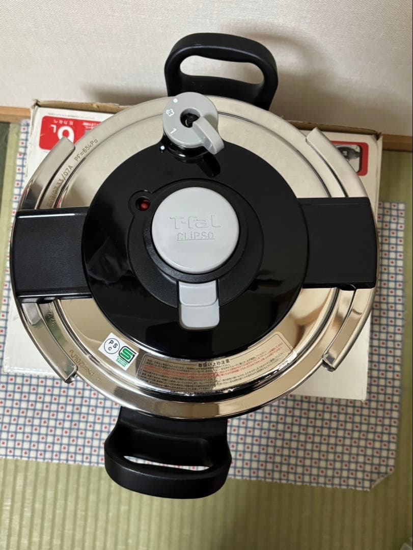 T-Fal 圧力鍋　6ℓ クリプソ　オアシス