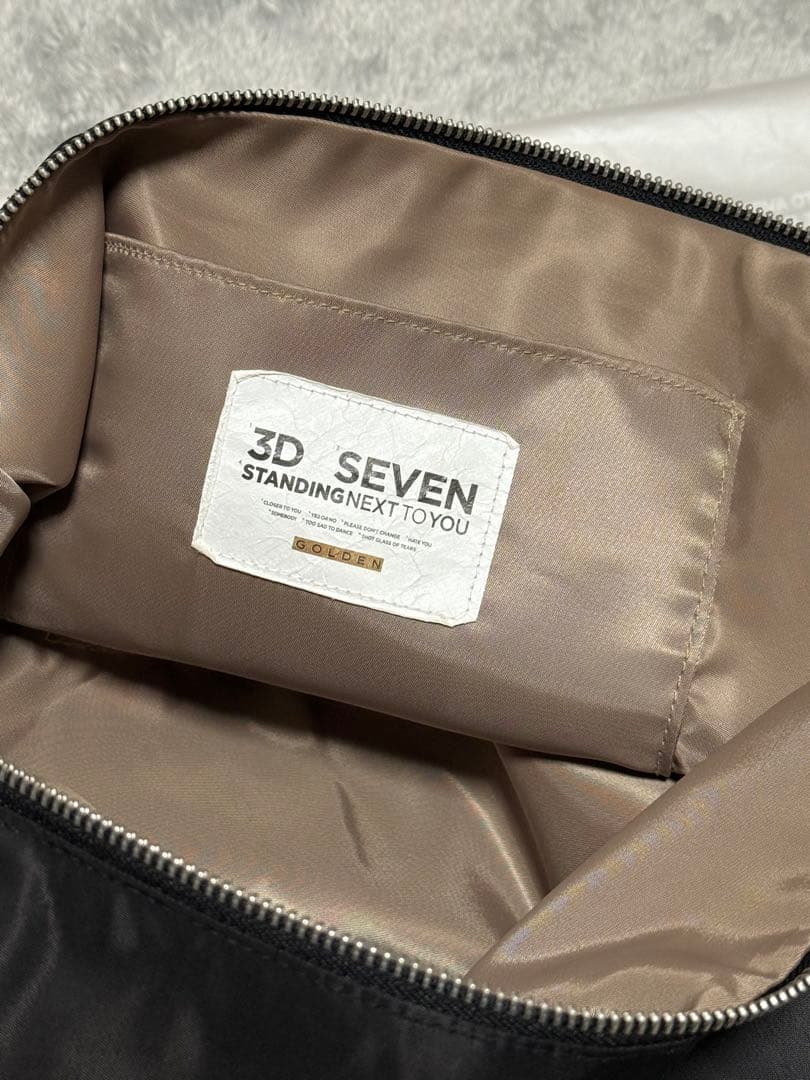 ジョングク GOLDEN ショルダーバッグ トレカなし