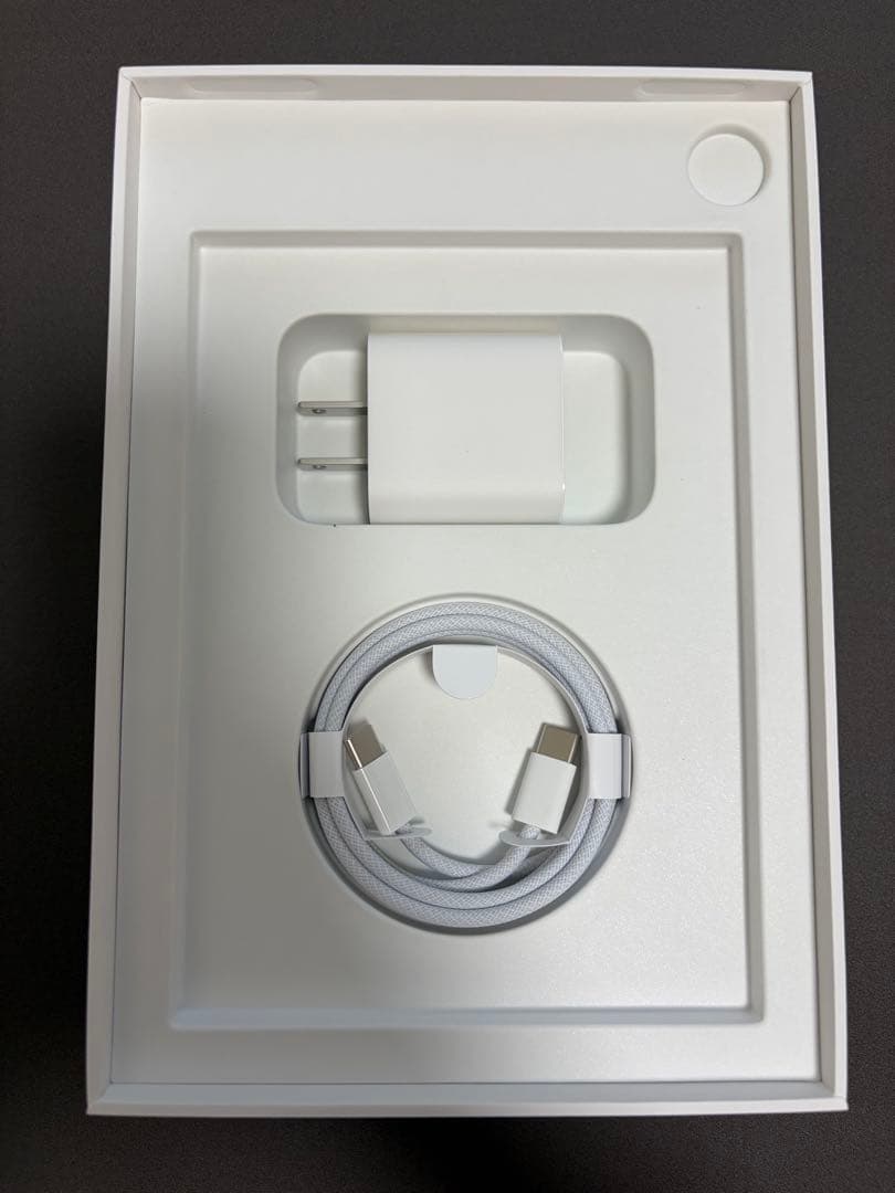 【美品】iPad mini (A17 Pro) Wi-Fi（第7世代）