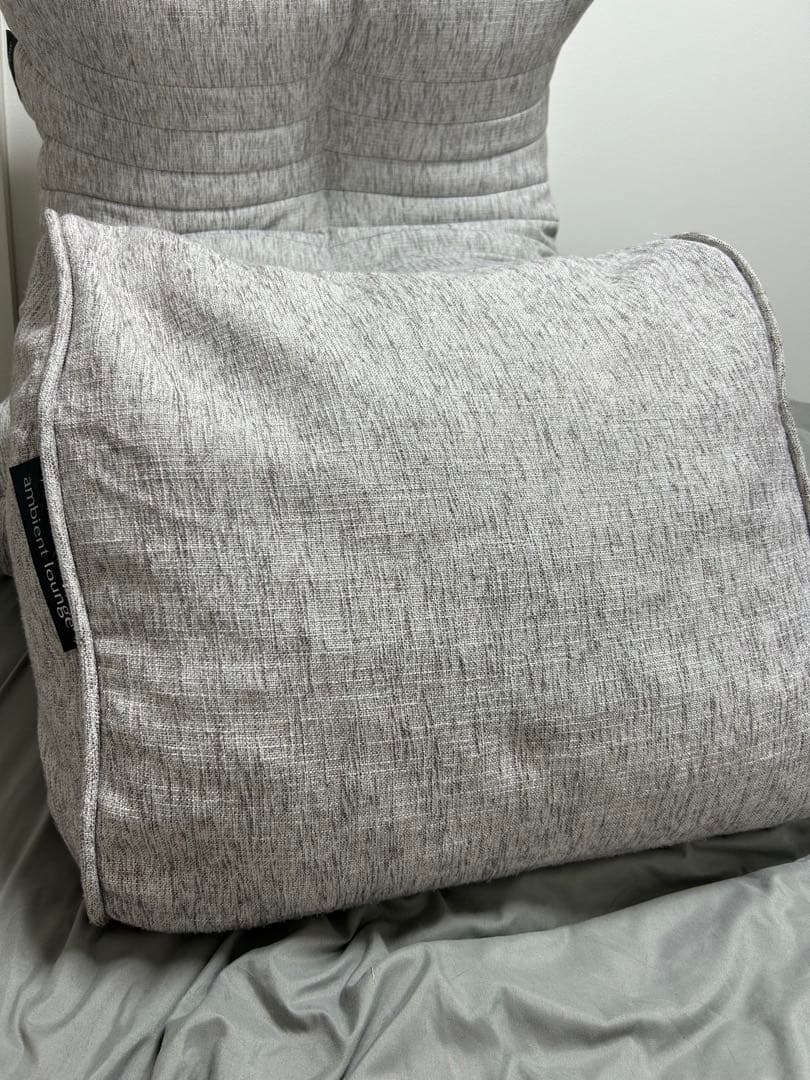 週末お値引き価格　アンビエントラウンジ アクスティック　オットマン付き