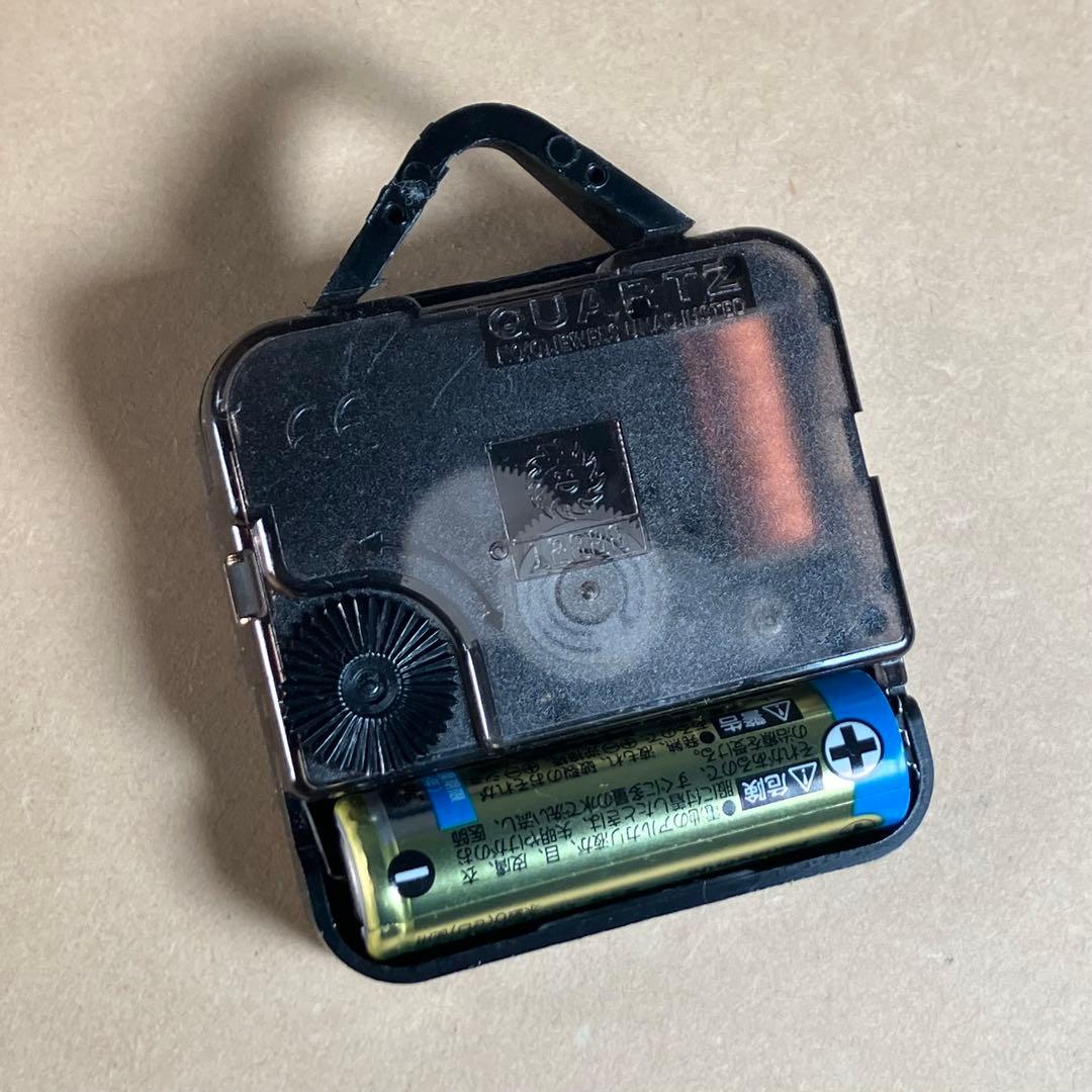 【動作確認済】Manyマニーローズ　木製時計