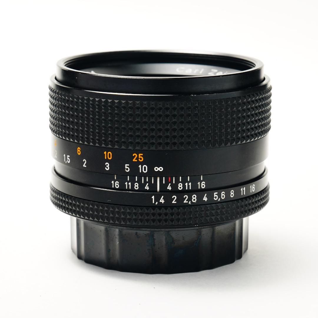 【極美品】Carl Zeiss Planar 50mm F1.4 AEJ 881