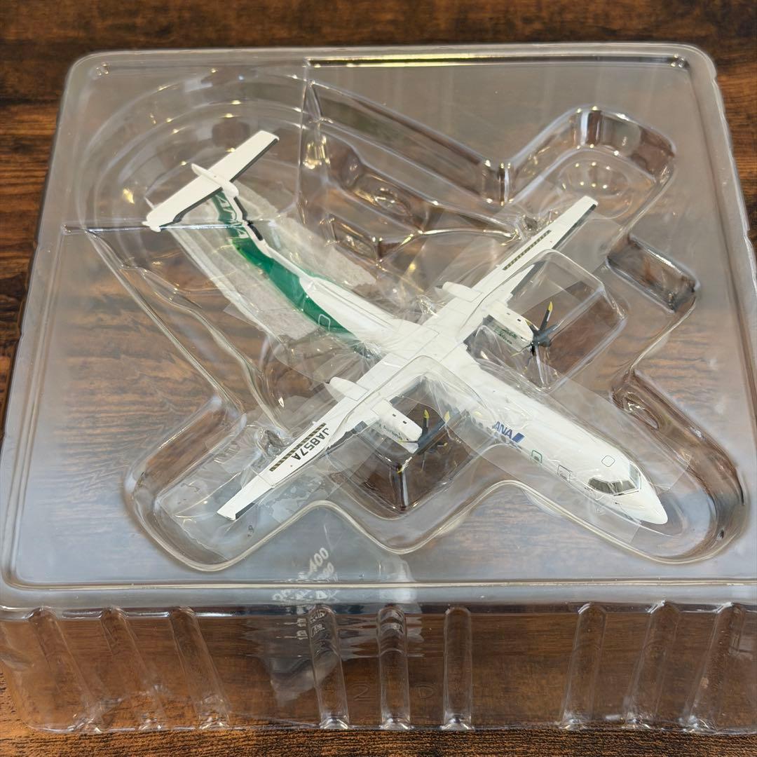 全日空商事 ANA DHC-8-400 エコボン 1:200