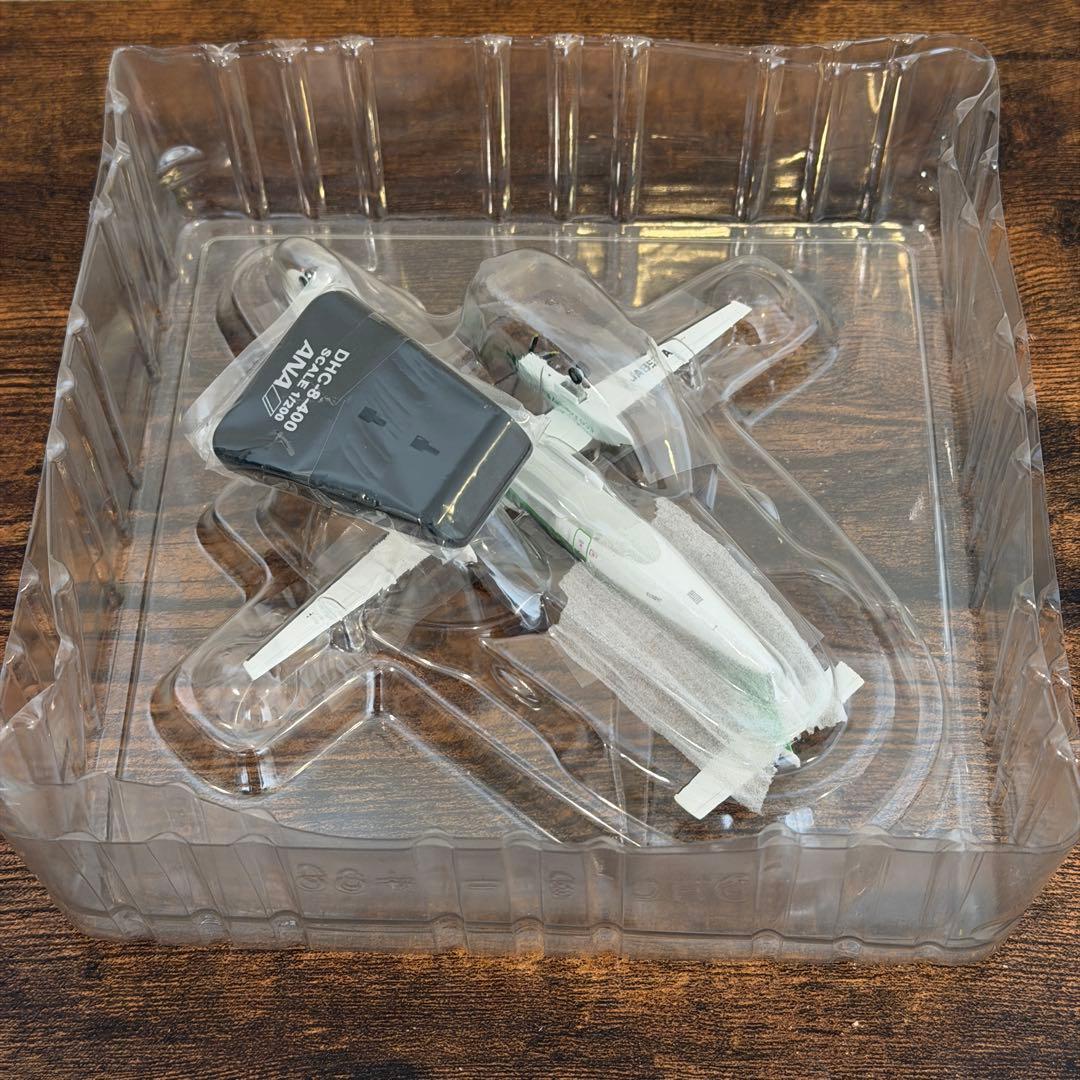 全日空商事 ANA DHC-8-400 エコボン 1:200