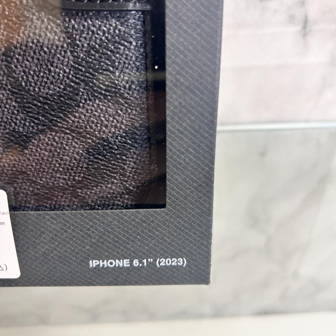 COACH コーチ iPhone 6.1インチ (2023) 手帳型ケース