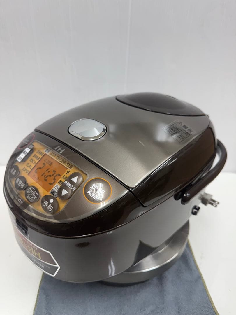 Zojirushi IHジャー炊飯器NP-VZ10
