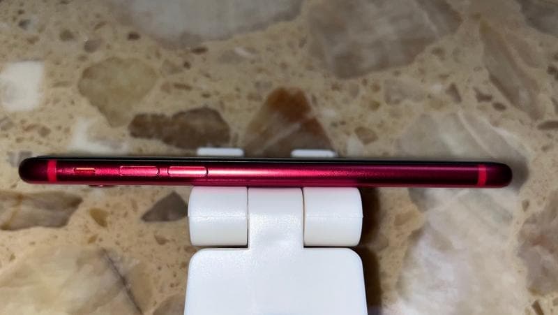 Apple iPhone SE (第2世代) RED 128GB SIMフリー