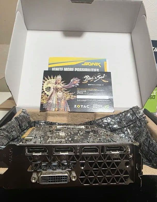 Nvidia ZOTAC GTX 1060 グラフィックボード　中古