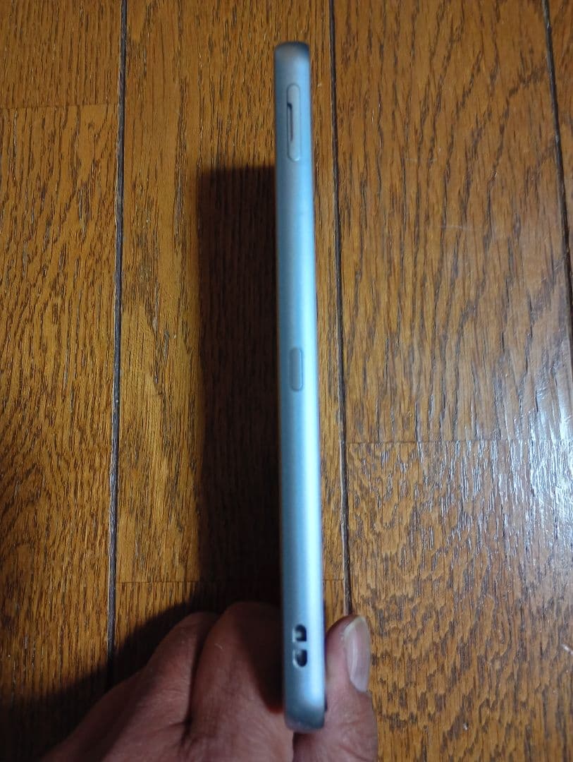 A402ZT ワイモバイル　かんたんスマホ4　美品　手帳付き