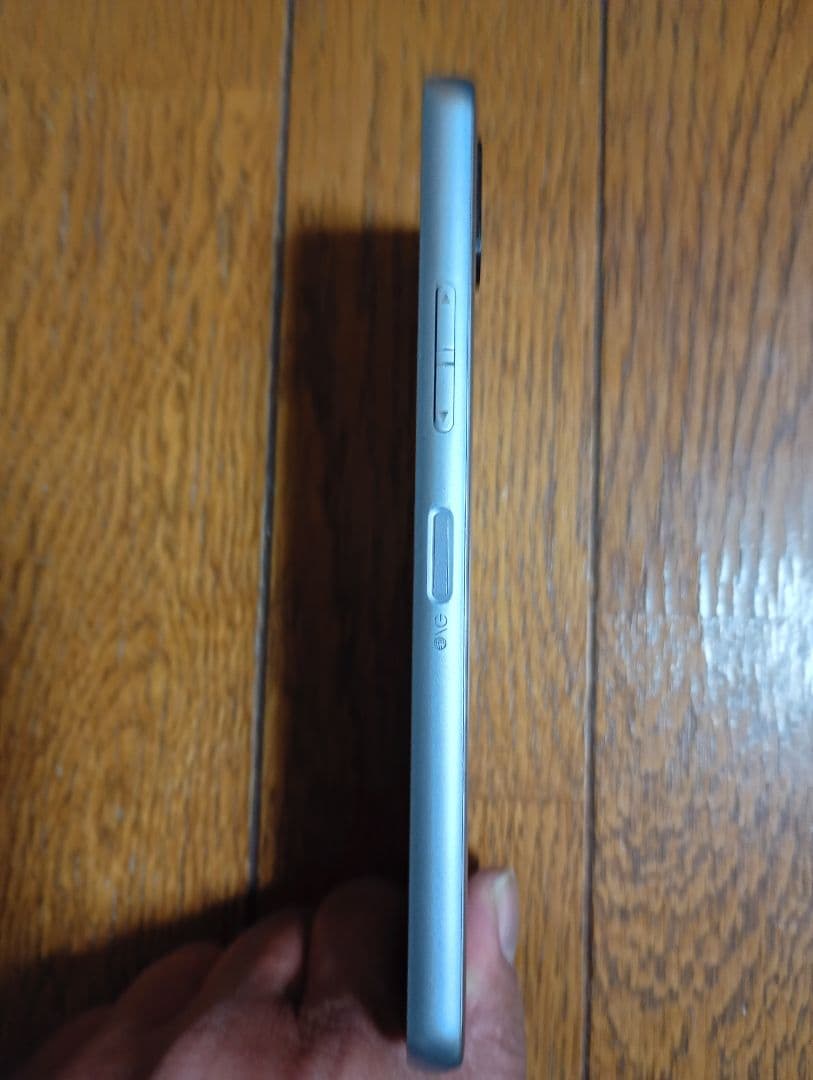 A402ZT ワイモバイル　かんたんスマホ4　美品　手帳付き