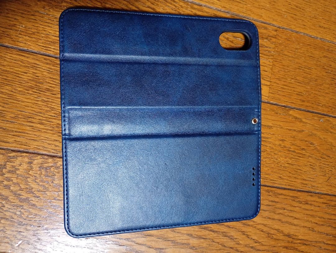 A402ZT ワイモバイル　かんたんスマホ4　美品　手帳付き