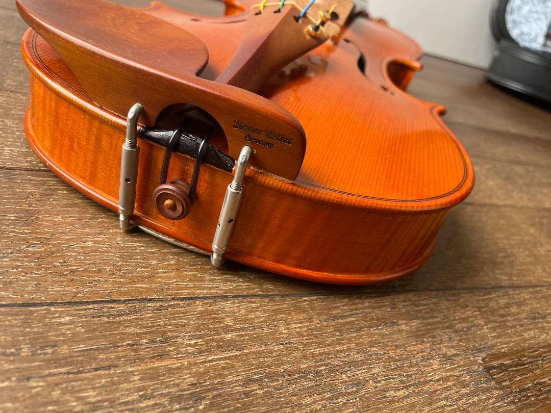 西ドイツ製 オレンジ色ニスで裏板１枚板のキレイなバイオリン