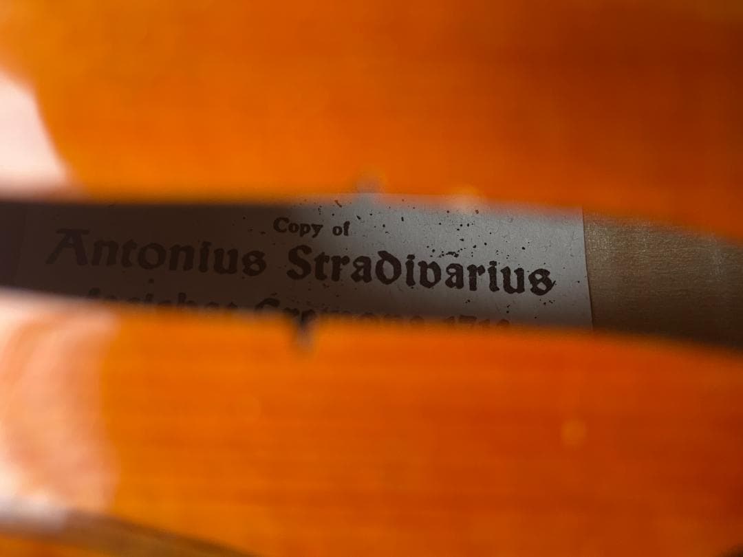 西ドイツ製 オレンジ色ニスで裏板１枚板のキレイなバイオリン