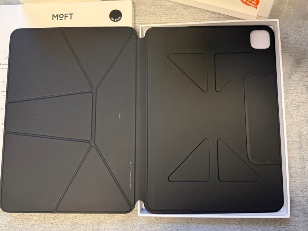 MOFT ダイナミックフォリオiPad Pro 11インチ